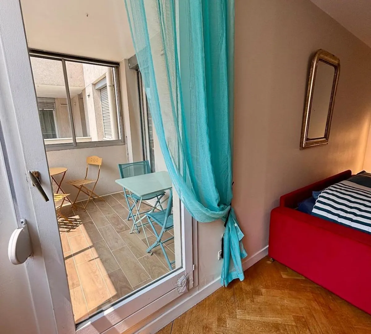 2 Chambres, Garage Voiture, Residence Calme Вийёрбан